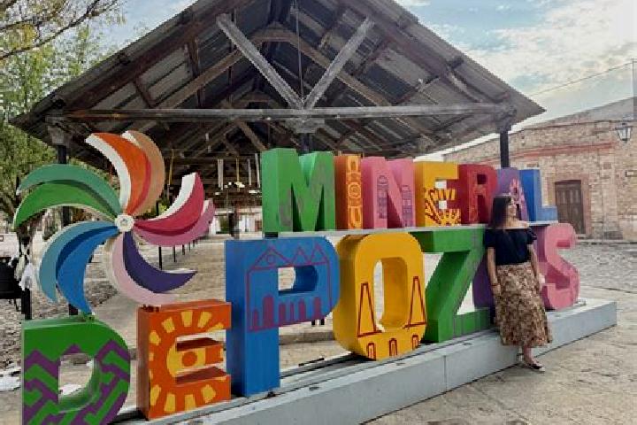 13 escort profiles in San Jose de los Pozos, Mexico. Browse companions, services, rates and book online. Incall and outcall available.