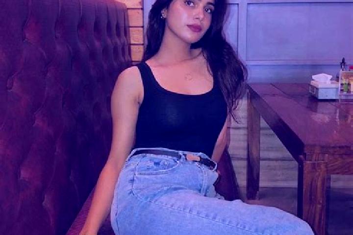 13 escort profiles in Sarjamda, India. Browse companions, services, rates and book online. Incall and outcall available.
