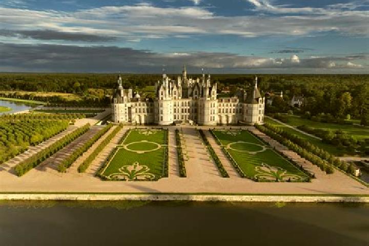 13 escort profiles in Seiches-sur-le-Loir, France. Browse companions, services, rates and book online. Incall and outcall available.