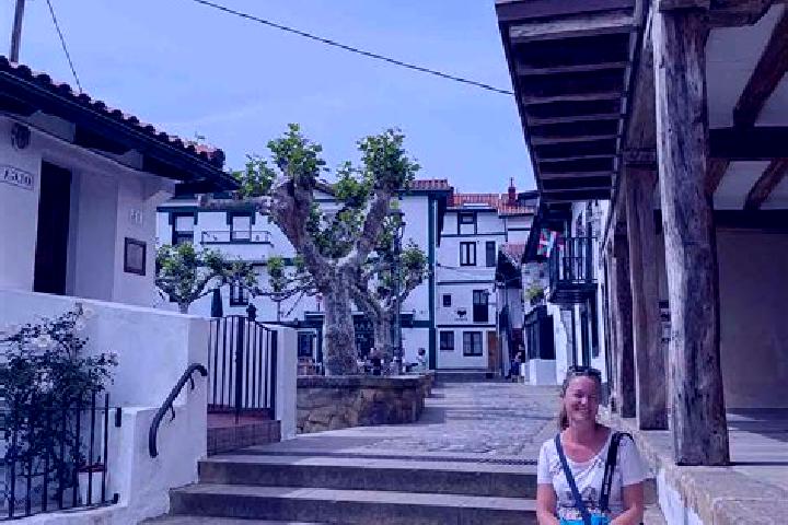 14 escort profiles in Algorta, Spain. Browse companions, services, rates and book online. Incall and outcall available.