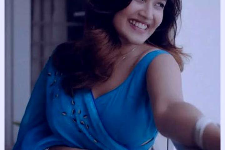 14 escort profiles in Beldanga, India. Browse companions, services, rates and book online. Incall and outcall available.