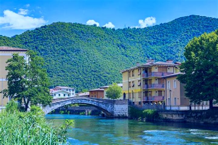 14 escort profiles in Bussolengo, Italy. Browse companions, services, rates and book online. Incall and outcall available.