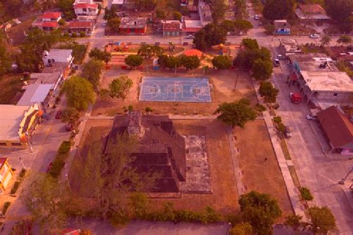 14 escort profiles in Castillo de Teayo, Mexico. Browse companions, services, rates and book online. Incall and outcall available.