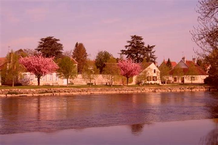 14 escort profiles in Champs-sur-Yonne, France. Browse companions, services, rates and book online. Incall and outcall available.