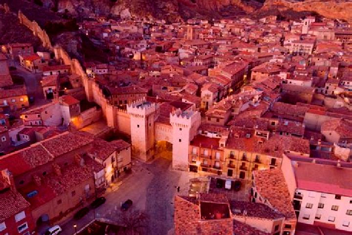 14 escort profiles in Daroca de Rioja, Spain. Browse companions, services, rates and book online. Incall and outcall available.