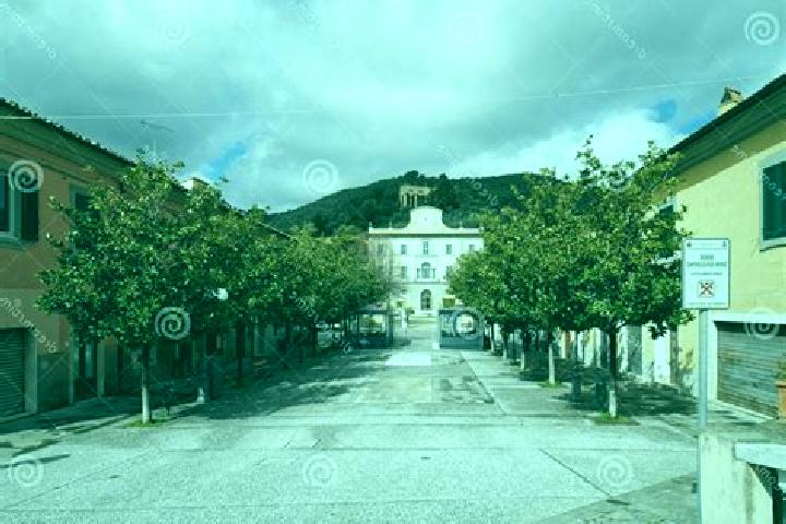 14 escort profiles in Fosso di San Giuliano, Italy. Browse companions, services, rates and book online. Incall and outcall available.