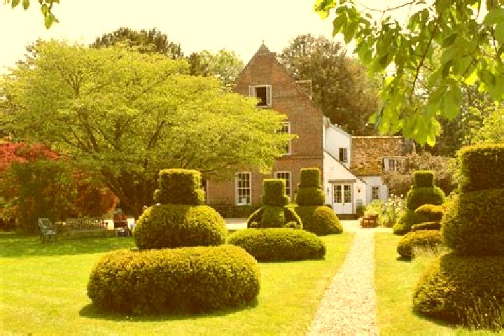 14 escort profiles in Hemingford Abbots, United Kingdom. Browse companions, services, rates and book online. Incall and outcall available.