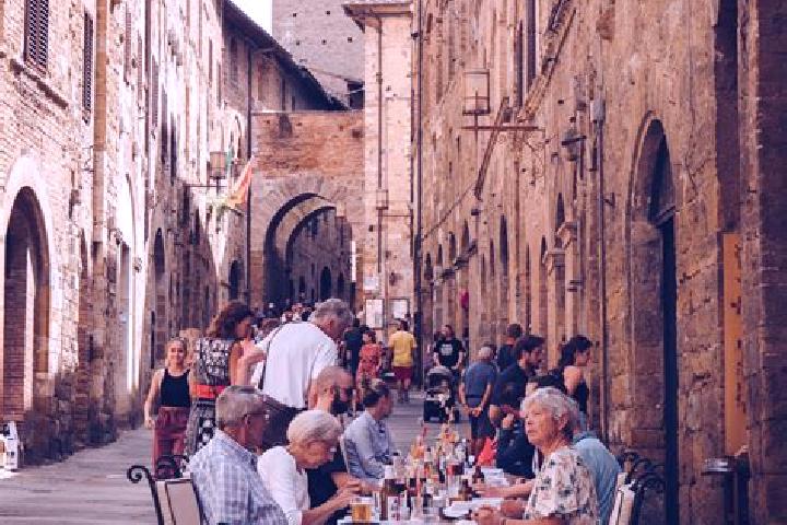 14 escort profiles in Igliano, Italy. Browse companions, services, rates and book online. Incall and outcall available.