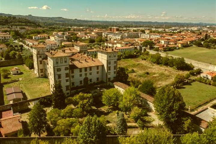 14 escort profiles in Montelupo Fiorentino, Italy. Browse companions, services, rates and book online. Incall and outcall available.