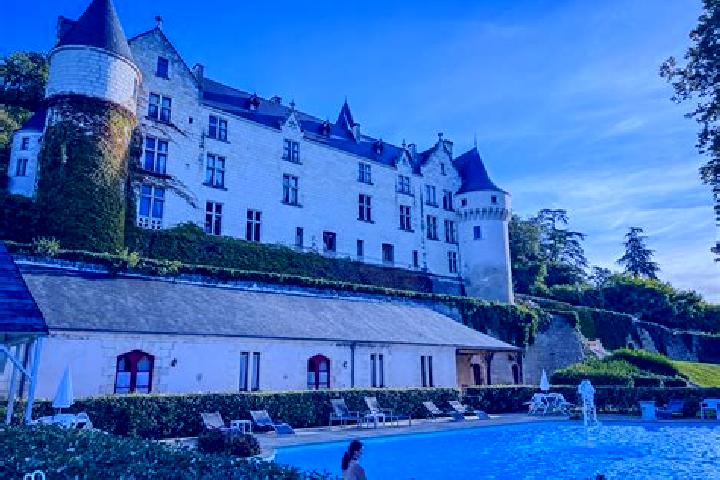14 escort profiles in Racquinghem, France. Browse companions, services, rates and book online. Incall and outcall available.
