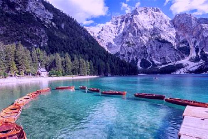 14 escort profiles in Rasun di Sopra, Italy. Browse companions, services, rates and book online. Incall and outcall available.