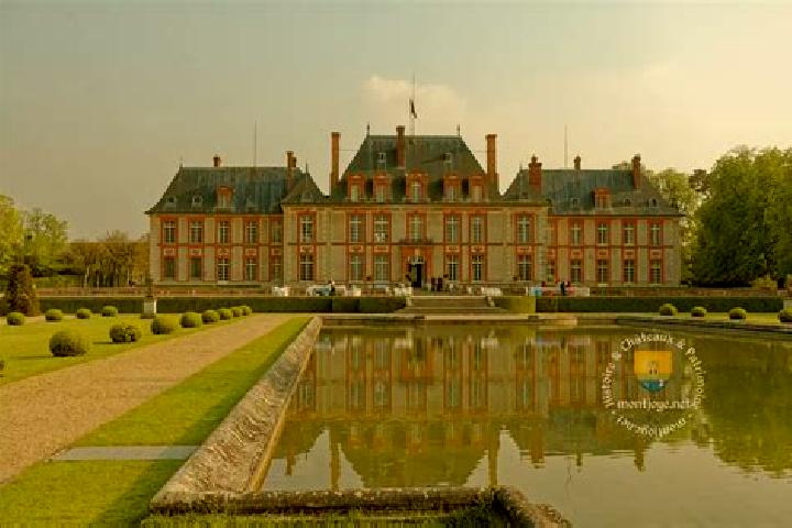 14 escort profiles in Saint-Thual, France. Browse companions, services, rates and book online. Incall and outcall available.