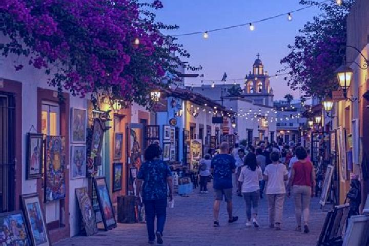 14 escort profiles in San Jose del Tunal, Mexico. Browse companions, services, rates and book online. Incall and outcall available.