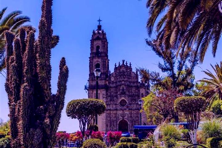 14 escort profiles in Tepotzotlan, Mexico. Browse companions, services, rates and book online. Incall and outcall available.