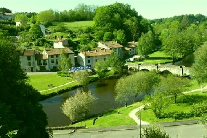 15 escort profiles in Bellac, France. Browse companions, services, rates and book online. Incall and outcall available.
