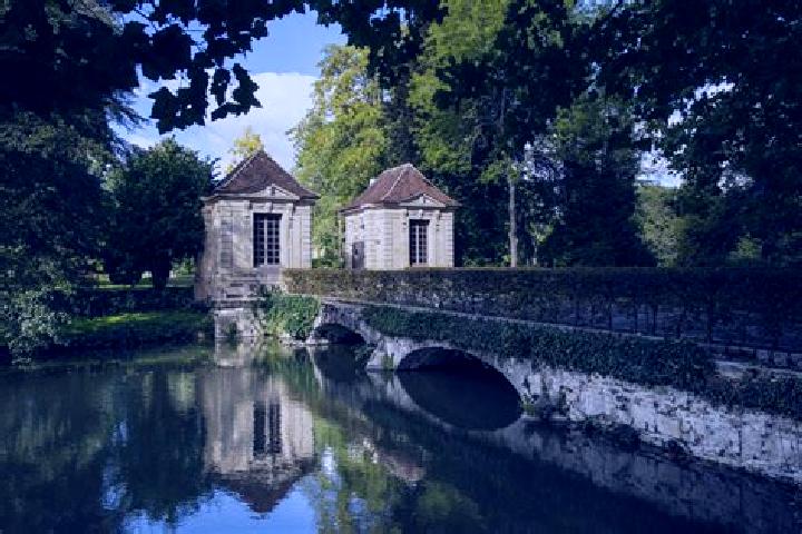 15 escort profiles in Brie-Comte-Robert, France. Browse companions, services, rates and book online. Incall and outcall available.