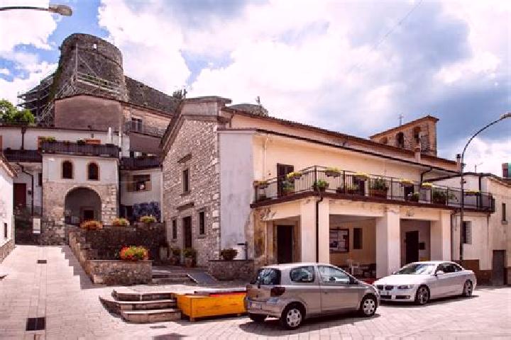 15 escort profiles in Cerro al Volturno, Italy. Browse companions, services, rates and book online. Incall and outcall available.