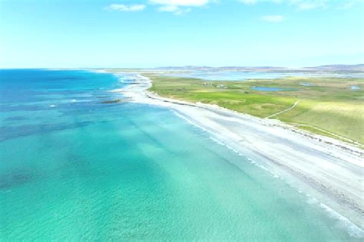 15 escort profiles in Isle of North Uist, United Kingdom. Browse companions, services, rates and book online. Incall and outcall available.