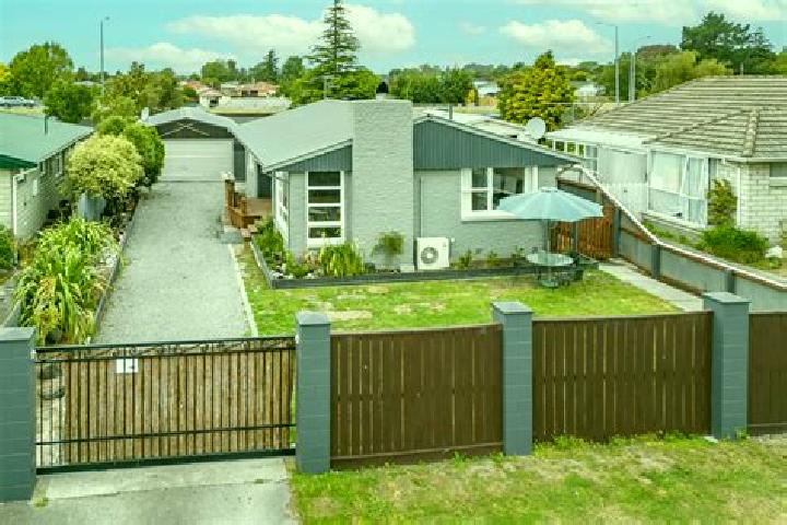 15 escort profiles in Kaiapoi, New Zealand. Browse companions, services, rates and book online. Incall and outcall available.