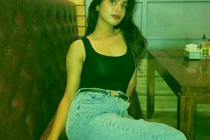 15 escort profiles in Kharela, India. Browse companions, services, rates and book online. Incall and outcall available.