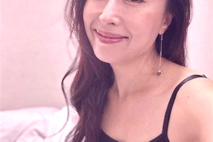 15 escort profiles in Kornhill, Hong Kong. Browse companions, services, rates and book online. Incall and outcall available.