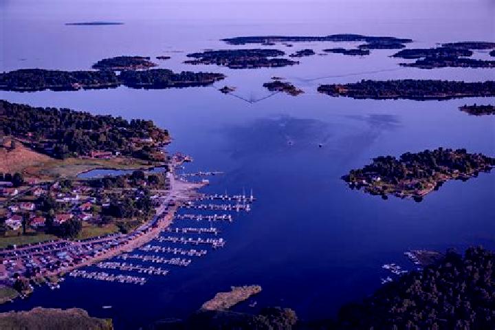 15 escort profiles in Lomma, Sweden. Browse companions, services, rates and book online. Incall and outcall available.