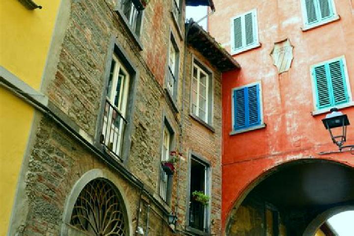 15 escort profiles in Loro Ciuffenna, Italy. Browse companions, services, rates and book online. Incall and outcall available.