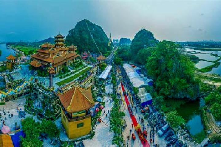 15 escort profiles in Ngu Hanh Son, Vietnam. Browse companions, services, rates and book online. Incall and outcall available.
