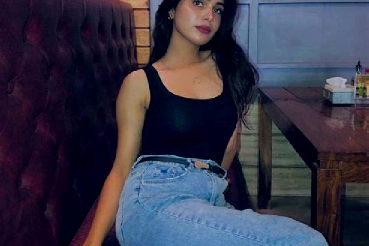 15 escort profiles in Pettampalaiyam, India. Browse companions, services, rates and book online. Incall and outcall available.