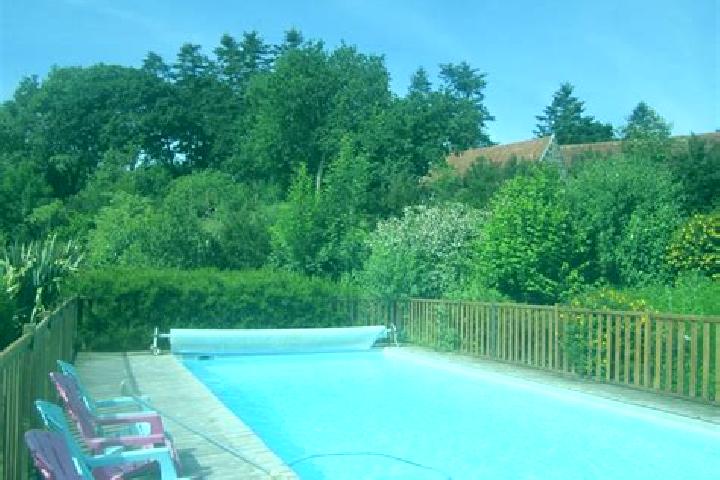 15 escort profiles in Pleumeur-Bodou, France. Browse companions, services, rates and book online. Incall and outcall available.