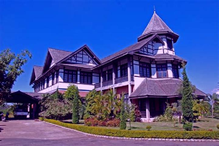 15 escort profiles in Pyin Oo Lwin, Myanmar. Browse companions, services, rates and book online. Incall and outcall available.