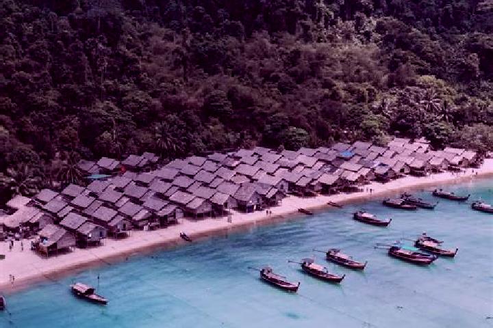 15 escort profiles in Surin, Thailand. Browse companions, services, rates and book online. Incall and outcall available.