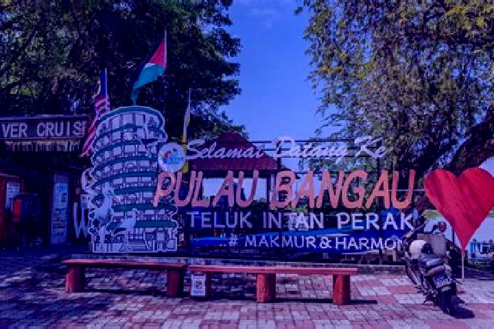 15 escort profiles in Teluk Intan, Malaysia. Browse companions, services, rates and book online. Incall and outcall available.