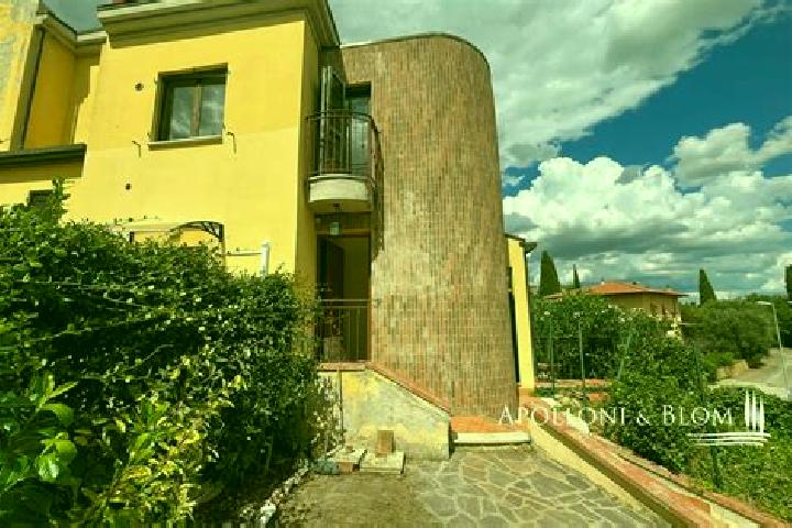 15 escort profiles in Torrita Tiberina, Italy. Browse companions, services, rates and book online. Incall and outcall available.