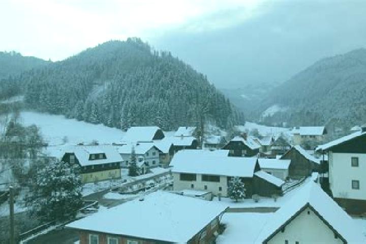 6 escort profiles in Allerheiligen im Muerztal, Austria. Browse companions, services, rates and book online. Incall and outcall available.