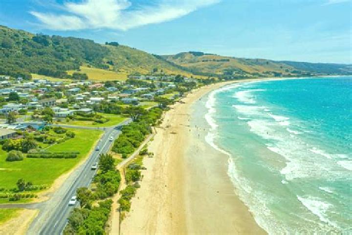 6 escort profiles in Apollo Bay, Australia. Browse companions, services, rates and book online. Incall and outcall available.