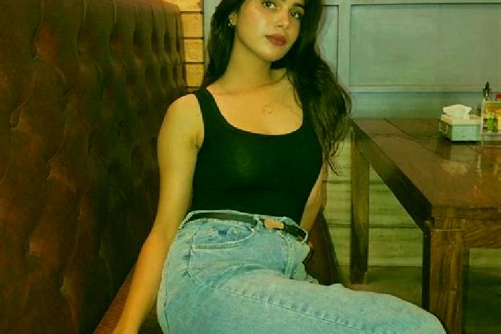 6 escort profiles in Baua Kalan, India. Browse companions, services, rates and book online. Incall and outcall available.
