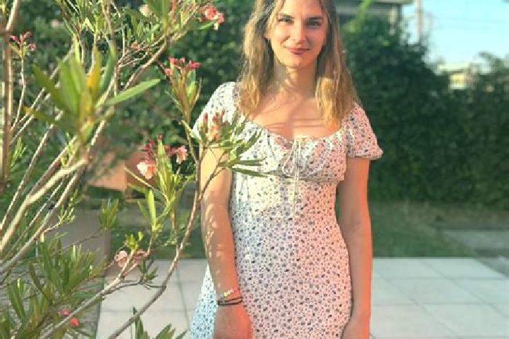 6 escort profiles in Bevenais, France. Browse companions, services, rates and book online. Incall and outcall available.