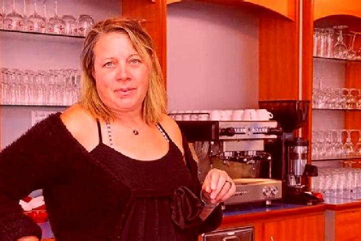 6 escort profiles in Bieuzy, France. Browse companions, services, rates and book online. Incall and outcall available.