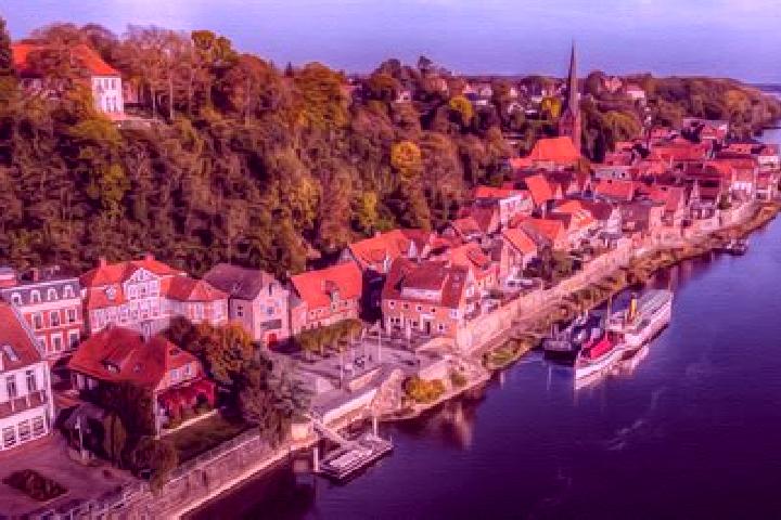 6 escort profiles in Bittkau, Germany. Browse companions, services, rates and book online. Incall and outcall available.