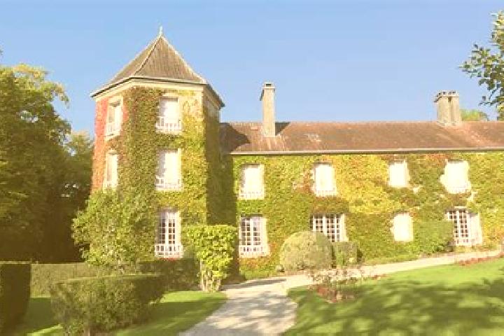 6 escort profiles in Courtonne-les-Deux-Eglises, France. Browse companions, services, rates and book online. Incall and outcall available.