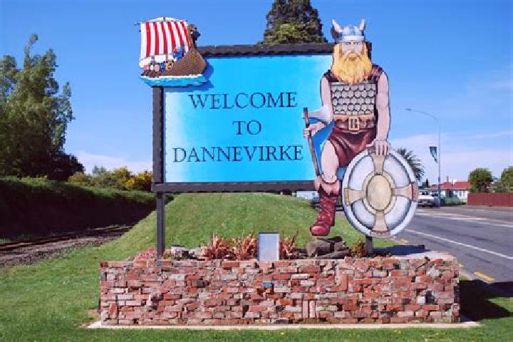 6 escort profiles in Dannevirke, New Zealand. Browse companions, services, rates and book online. Incall and outcall available.