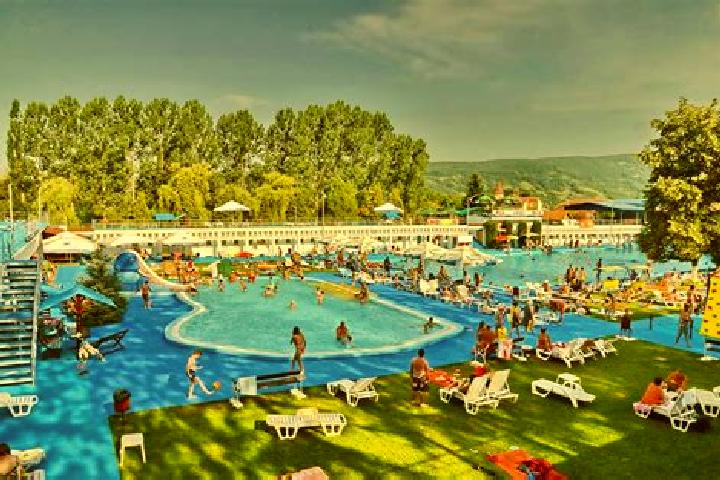 6 escort profiles in Geoagiu-Bai, Romania. Browse companions, services, rates and book online. Incall and outcall available.