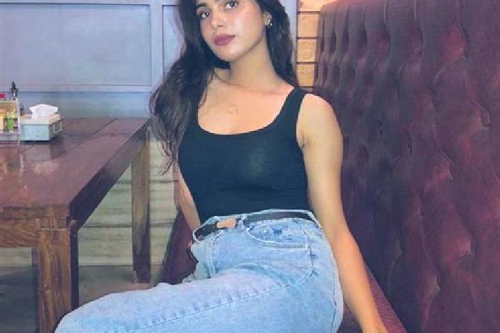 6 escort profiles in Karaivalimadappur, India. Browse companions, services, rates and book online. Incall and outcall available.
