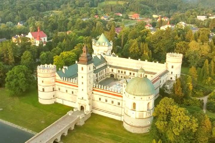 6 escort profiles in Krasiczyn, Poland. Browse companions, services, rates and book online. Incall and outcall available.