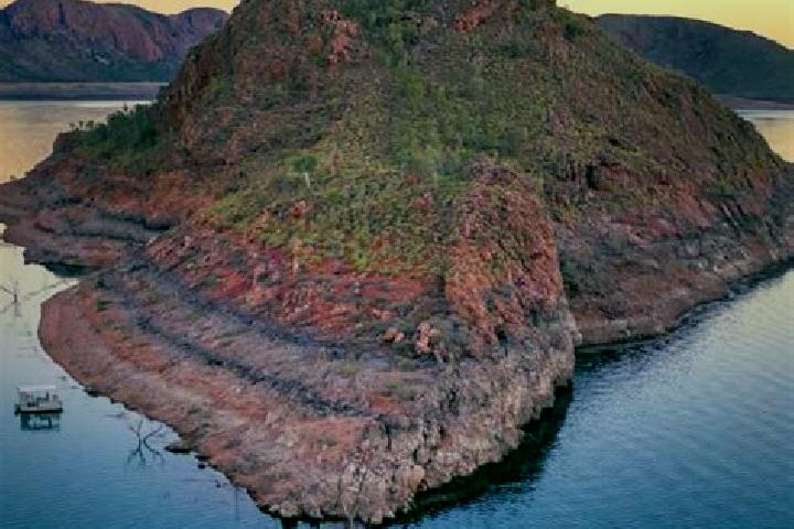 6 escort profiles in Lake Argyle, Australia. Browse companions, services, rates and book online. Incall and outcall available.
