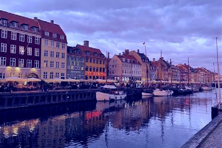 6 escort profiles in Lemvig, Denmark. Browse companions, services, rates and book online. Incall and outcall available.