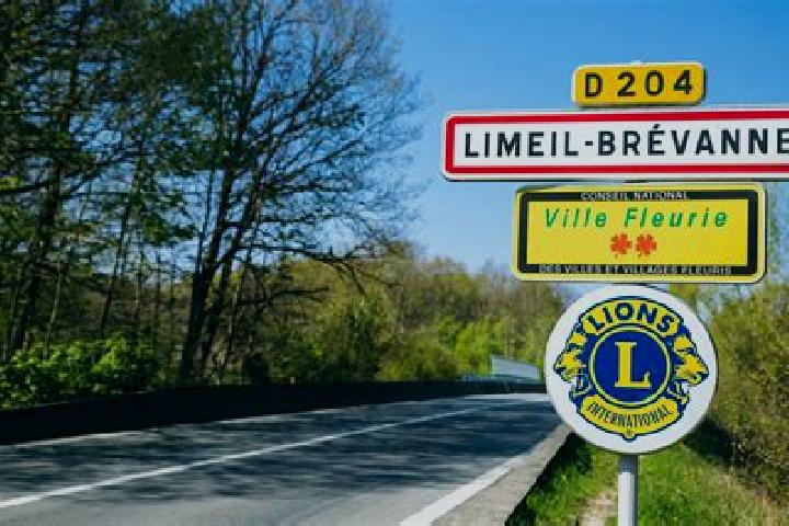 6 escort profiles in Limeil-Brevannes, France. Browse companions, services, rates and book online. Incall and outcall available.