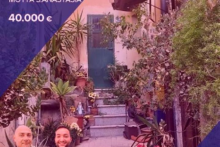 6 escort profiles in Motta Sant Anastasia, Italy. Browse companions, services, rates and book online. Incall and outcall available.