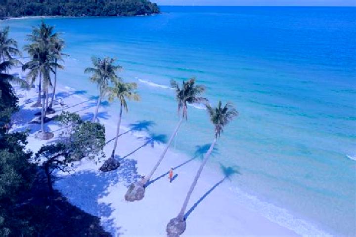 6 escort profiles in Quoc Oai, Vietnam. Browse companions, services, rates and book online. Incall and outcall available.